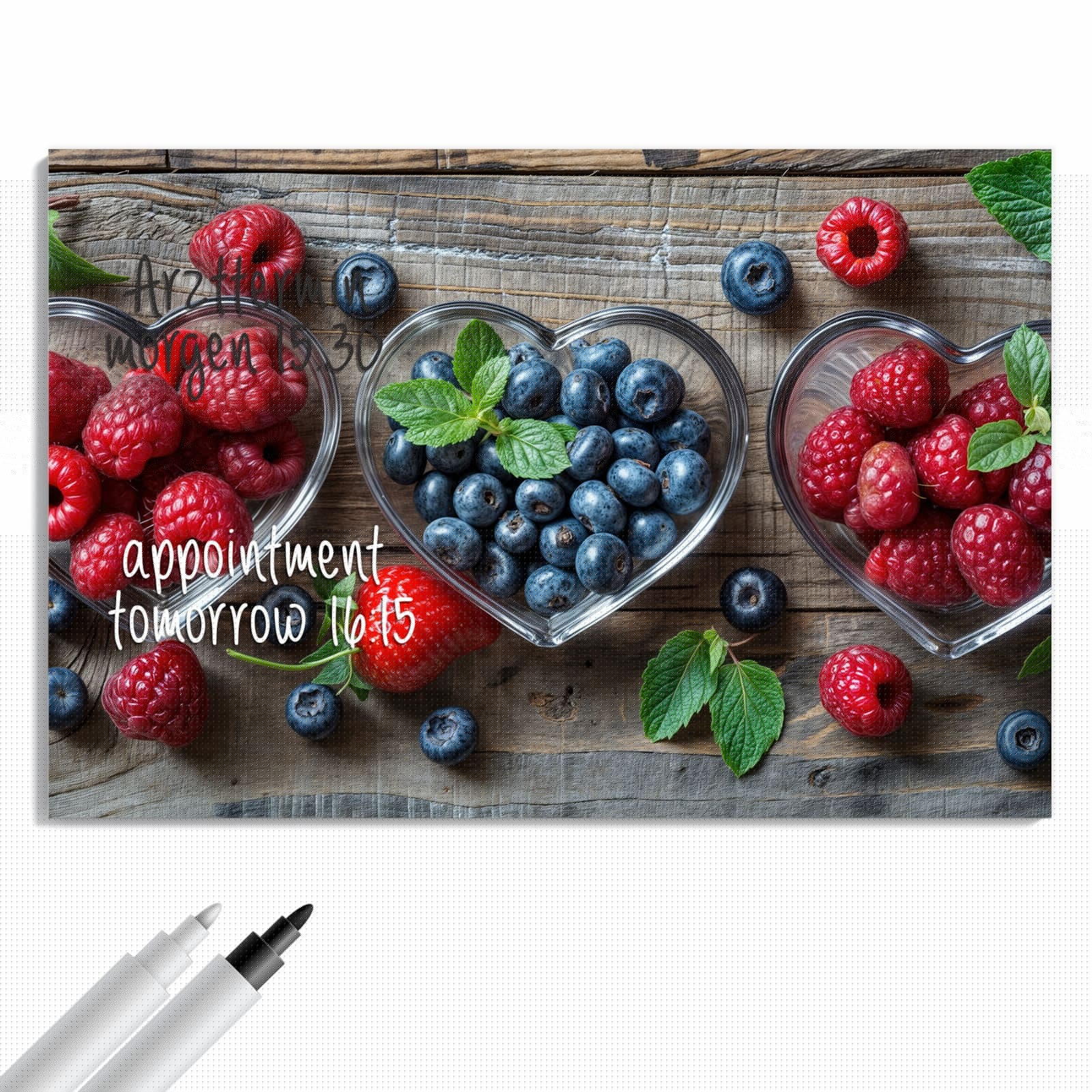Magnetická tabule – obraz na zeď Misky v tvaru srdce bobule | 60 × 40 cm
